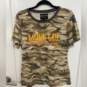 Danger Cats Camo Camouflage Print T-Shirt Women's  XL